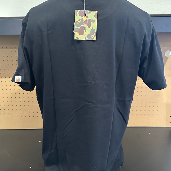 A BATHING APE® COSMIC CAMO SHARK T-SHIRT - Picture 2 of 3